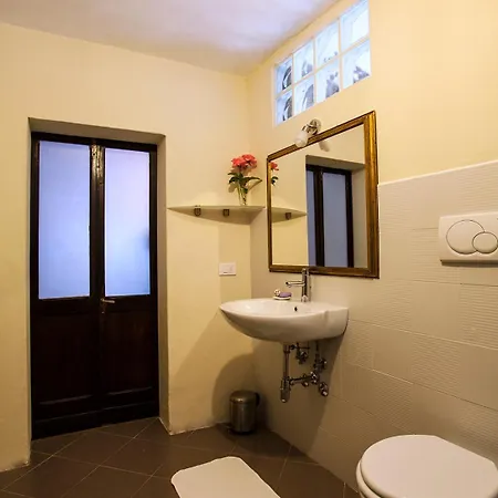 La Corte Di Alzo
