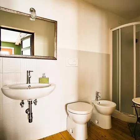 B&B La Corte Di Alzo 3*