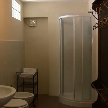 La Corte Di Alzo Bed & Breakfast 3*