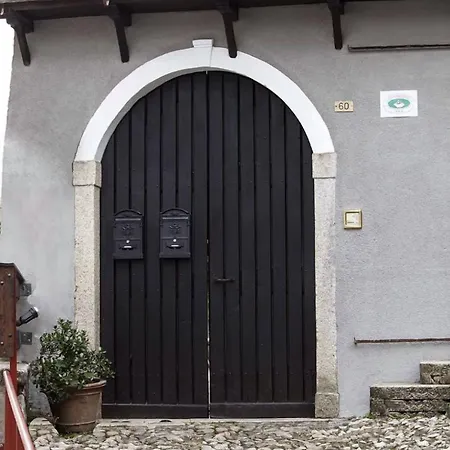 Bed & Breakfast La Corte Di Alzo