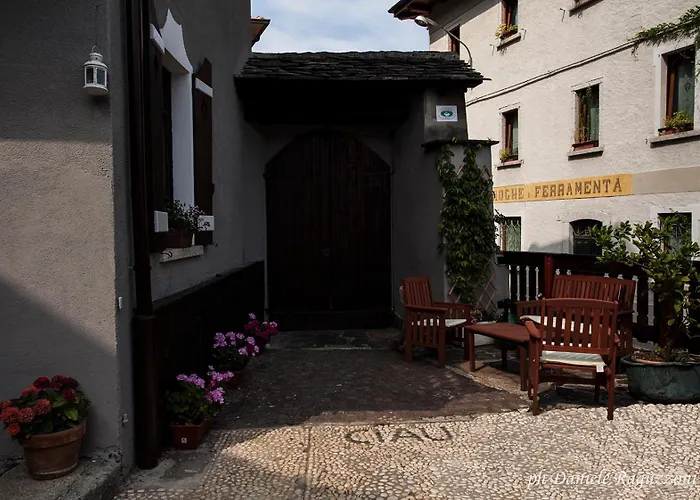 La Corte Di Alzo Bed & Breakfast
