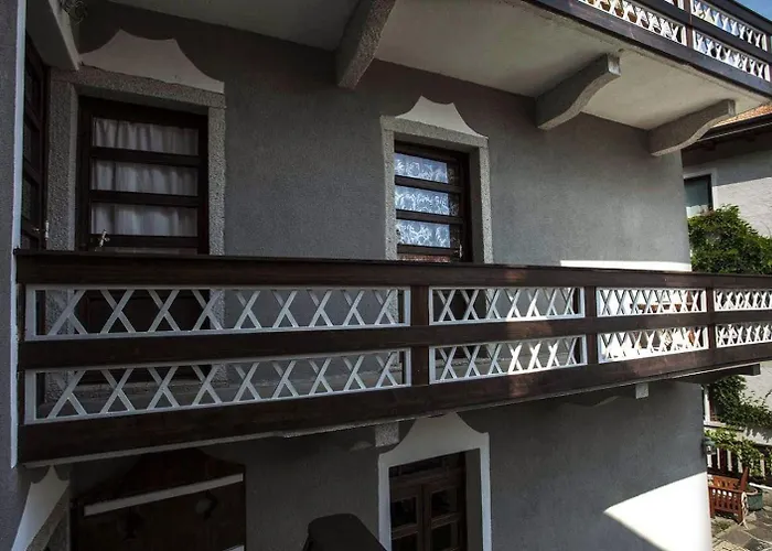 Bed & Breakfast La Corte Di Alzo
